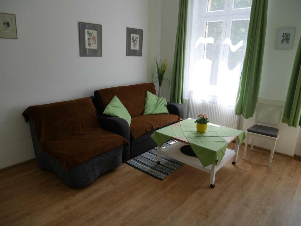 Moskevska 40 Apartment Karlovy Vary Luaran gambar